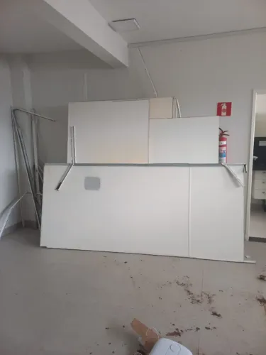 VENDO DIVISÓRIAS USADAS - LOTE COMPLETO