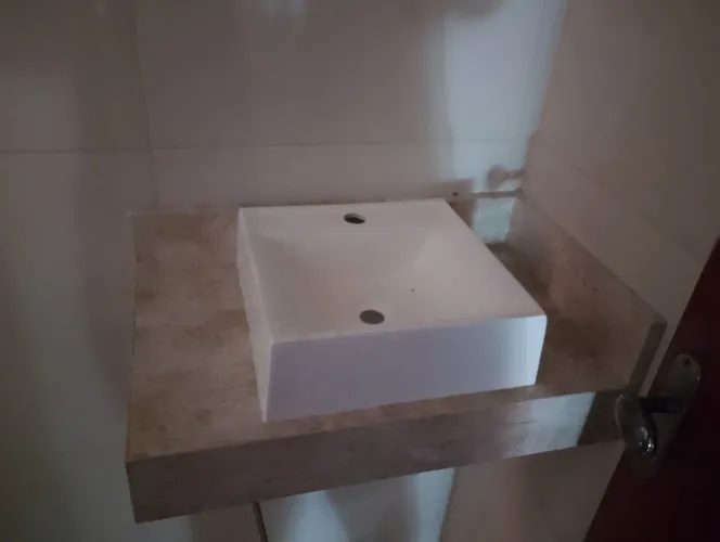 Bancada de mármore com cuba