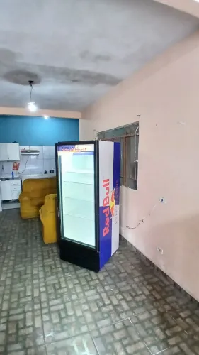 Entrego Expositora de bebida 550 litros 110 w com 90 dias de garantia