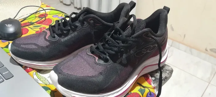 Tenis olímpicos 37 preto/rosa