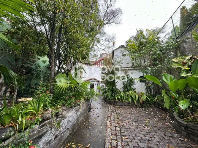 Santa Teresa | Casa 4 quartos, sendo 2 suites