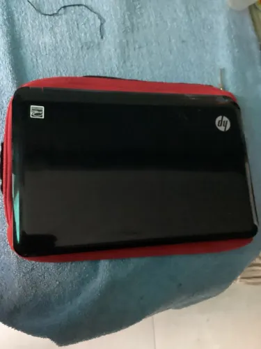 Mini notebook hp 210 com defeito 150,00