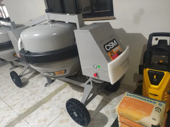 Betoneira 400 litros Rental CSM nova.