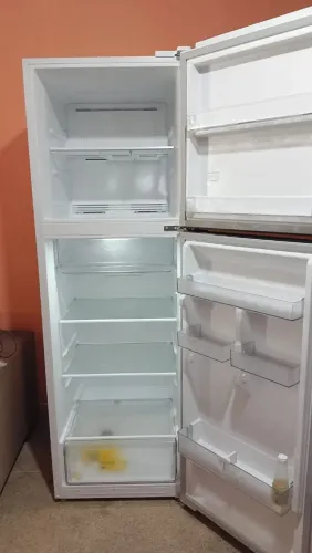 GELADEIRA MIDEA - LINDA, ESPAÇOSA 11 MESES DE USO