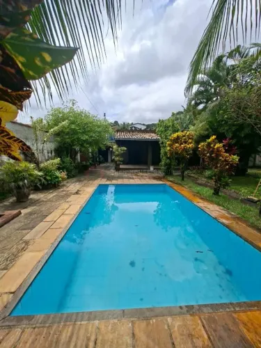 CASA NO BAIRRO MARQUES COM 3 QUARTOS E 3 SUITES