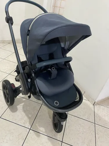 Carrinho Maxi-Cosi 3 rodas