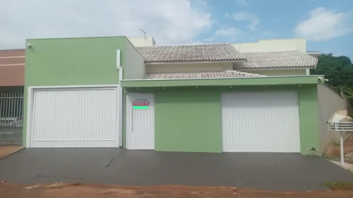 CASA Á VENDA EM TANGARÁ DA SERRA - MT