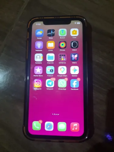 iPhone 11 na caixa, mas avaria na bateria descarregando rápido