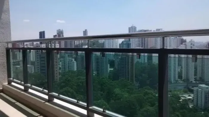CHROME  com varanda gourmet . Apartamento em São Paulo - Morumbi