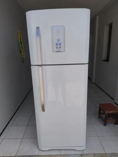 Geladeira Eletrolux Frost Free 433L TF51 220V