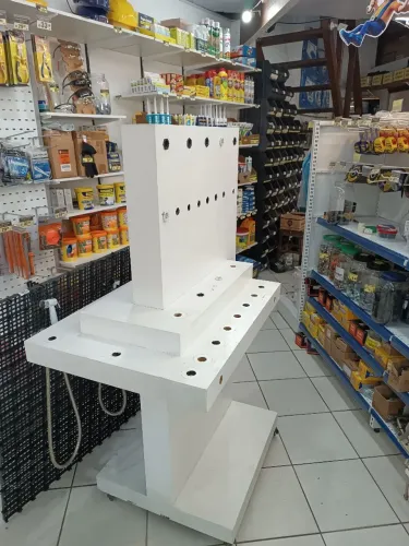Expositor para torneiras