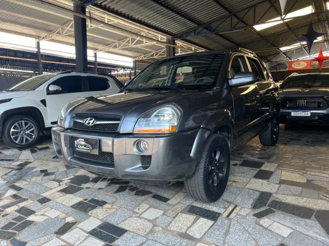 Hyundai Tucson 2.0 MPFI GLS 16V 143cv 2WD Flex 4P AUT 2016
