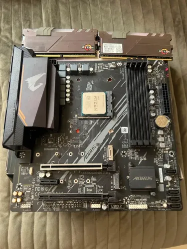 KIT AM4 R7 5700X B550M AORUS ELITE 16GB 3200MHZ DDR4 CL 16