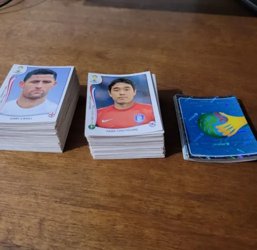 Figurinhas Copa do Mundo de 2014 (Lote com 291 figurinhas)