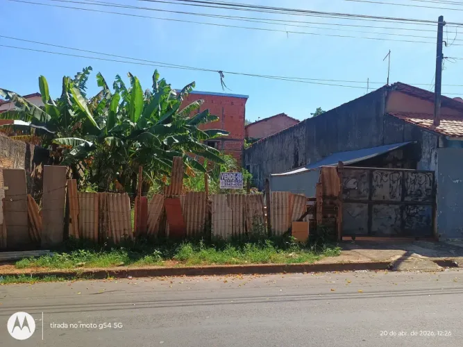 INVISTA NO SEU FUTURO: Terreno Perfeito para Seu Projeto dos Sonhos!