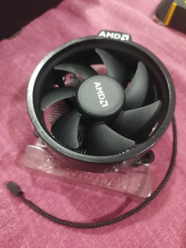 Cooler AMD
