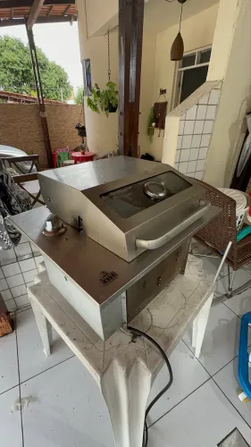 Churrasqueira elétrica