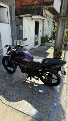 Yamaha Fazer 150 Roxa
