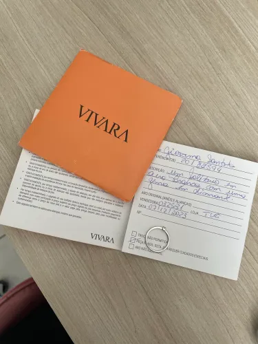 Anel Solitário Vivara em Ouro Branco 18k com Diamante 0,02 Ct