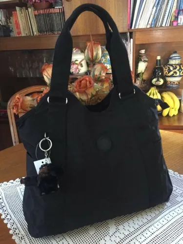 Bolsa kipling comprada na Bélgica