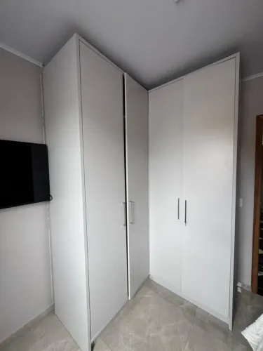 Guarda Roupa em L MDF