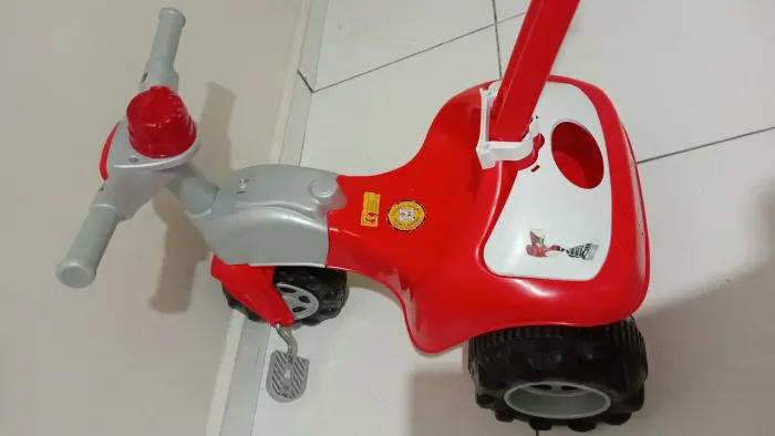 Triciclo/velocipe 