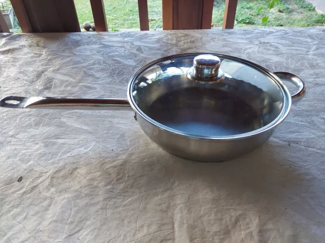 Frigideira inox