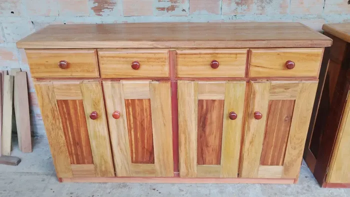 BALCÃO DE COZINHA DE 4 PORTAS E 4 GAVETAS
