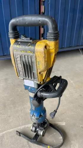Martelo Rompedor 16KG - DEWALT D25960K-B2 (137-0008)