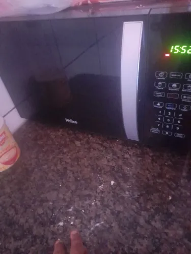 Microndas semi novo