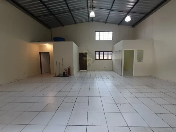 Salão comercial para Locação no Bairro Campos Elíseos, em Ribeirão Preto.