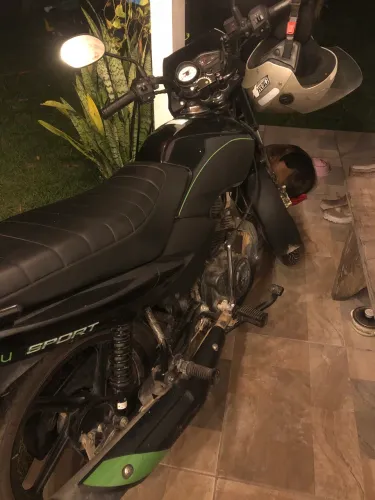 Motoboy disponível para entregas e serviços