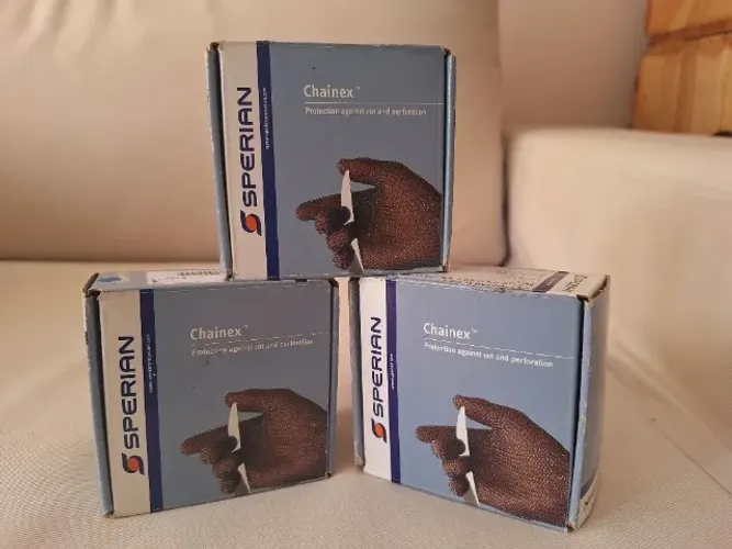 Luva de malha de aço