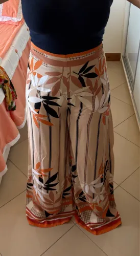 Calça tamanho M sem uso