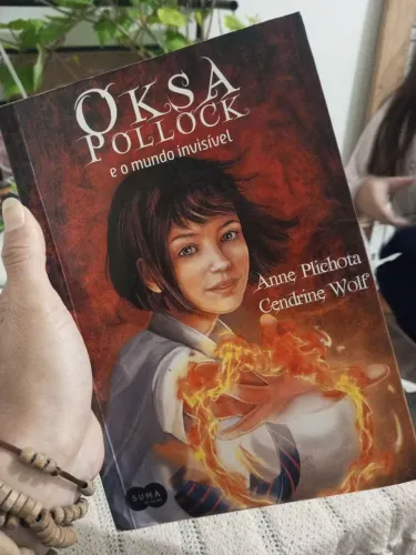 Oksa Pollock e o Mundo Invisível