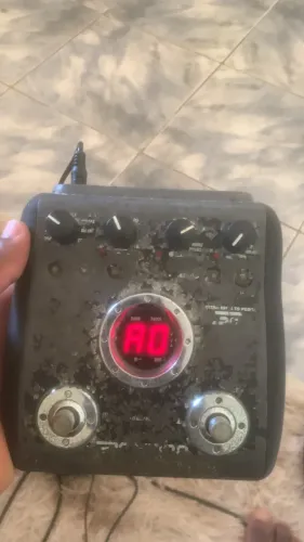 Vendo Pedaleira Zoom G2