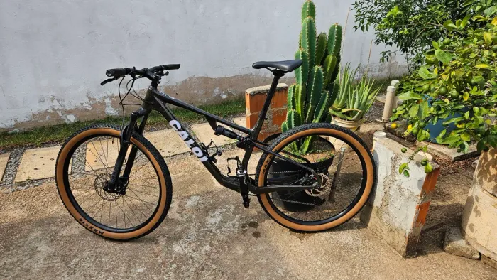 Bicicleta Caloi Carbon FS NX - 2025 - Seminova - Com Nota Fiscal