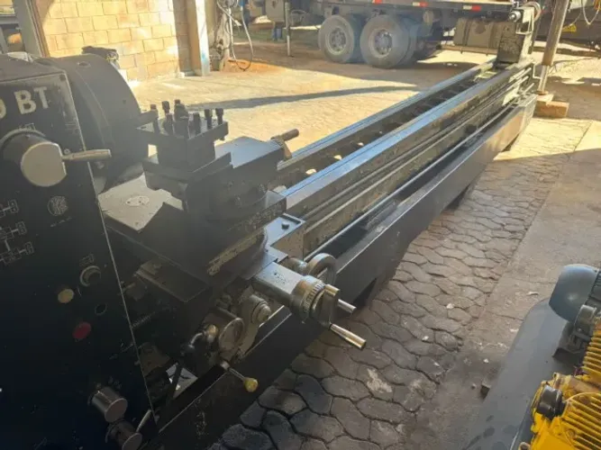 Torno Nardini BT 400 NZ