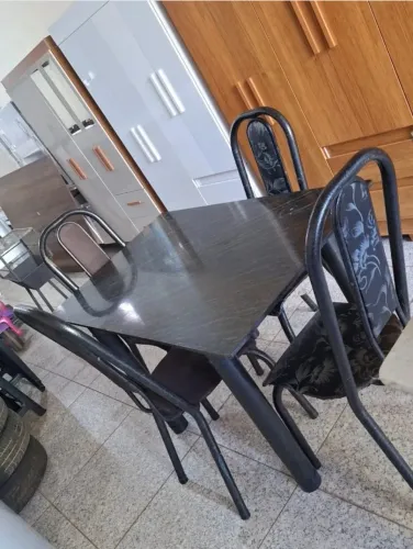 Mesa de Cozinha Com Cadeiras (Entrega Rápida Produto Novo)