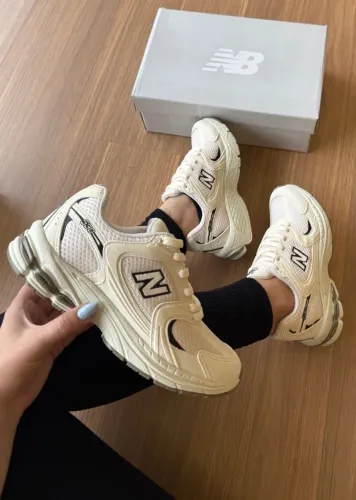 Tênis NEW BALANCE 530