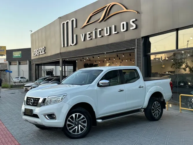 Nissan Frontier XE CD 4X4 2.3 Bi-TB Diesel Aut. 2022