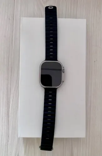 VENDO 02 APPLE WATCHES