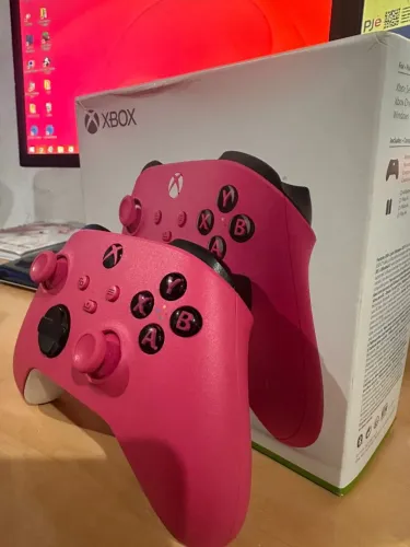 Controle Xbox One S/X Deep Pink
