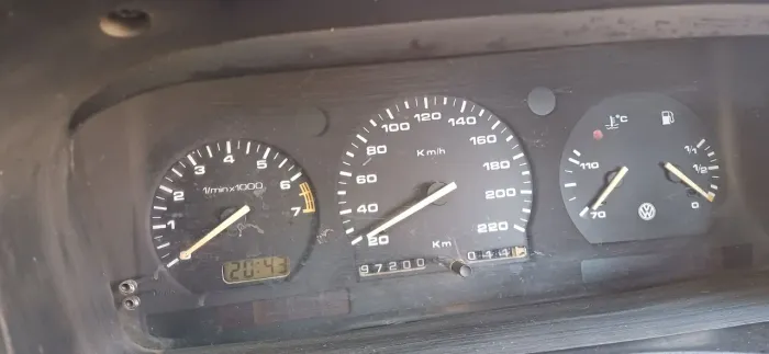 Volkswagen Logus GLI / GL 1.8 (álcool) 1995