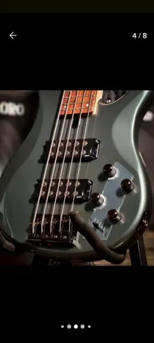 Baixo trbx305 yamaha 