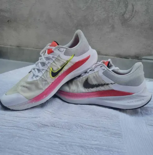 Tênis NIKE Zoom Winflo | Original | Usado