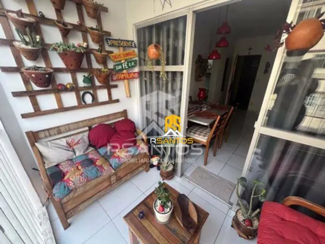 PECHINCHA - Ótimo apartamento com 2 quartos, suíte, varanda, sol da manhã e vaga