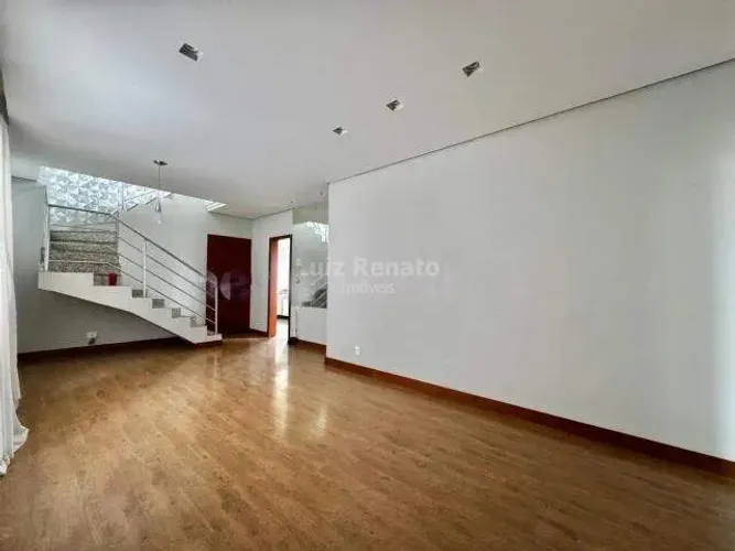 Cobertura à venda no bairro Sagrada Família