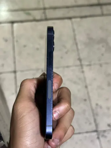iPhone 12 1000 reais 