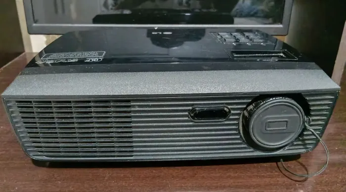 Vendo ou troco projetor LG bs275